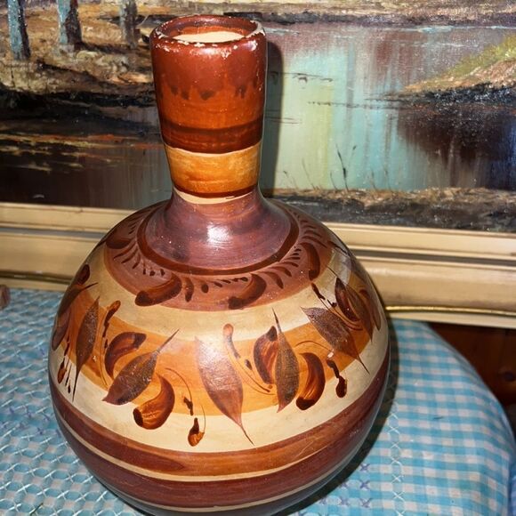 Rustic Pottery Vase ~ Vintage hand made flower vase - Picture 4 of 4